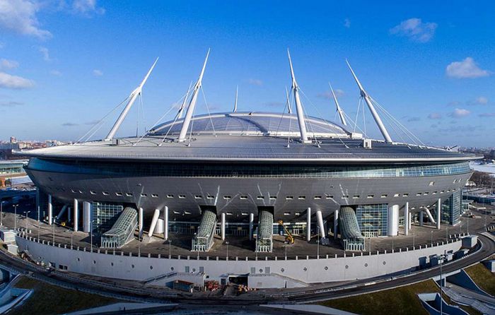 《圣彼得堡竞技场》使用及拥有权已正式移交到泽尼特足球俱乐部。